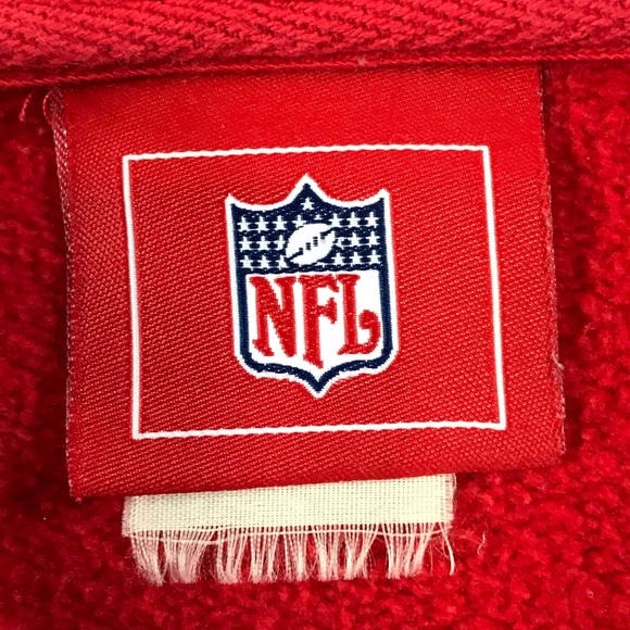 NFL Tampa Bay Buccaneers Mens Vintage Red Pullover Classic Fit Football Hoodie - Picture 7 of 9